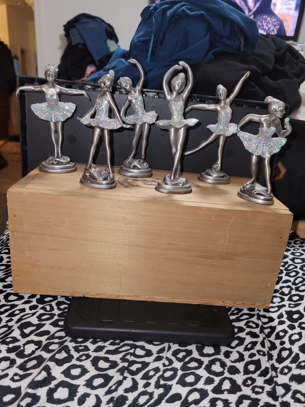 Collection Set Of 6 vintage pewter ballerina figurines w